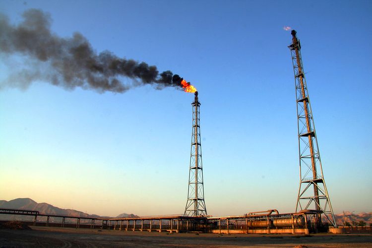 What the backtracking of oil and gas climate ambitions means for corporate decarbonisation