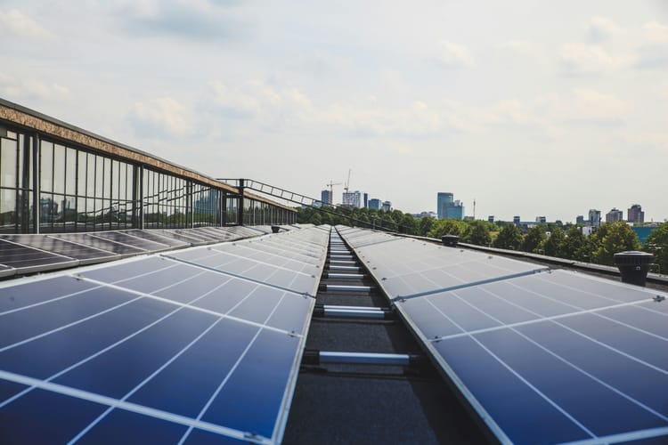 Investors press banks to set clear renewables financing targets
