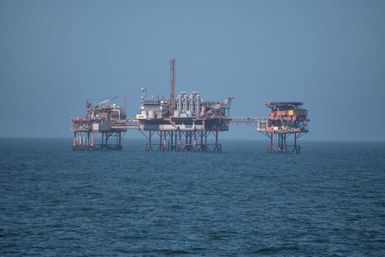 UK lays out North Sea oil and gas phase-out plans 