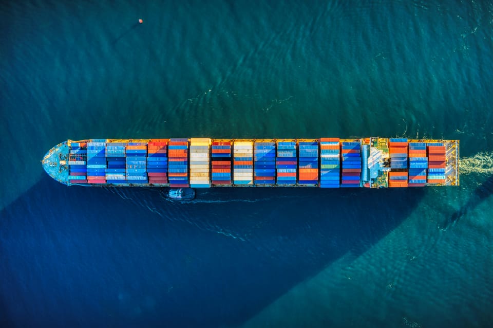 Shipping firms invest in decarbonisation despite lack of global framework